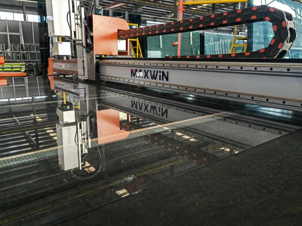 レーザーマーキング