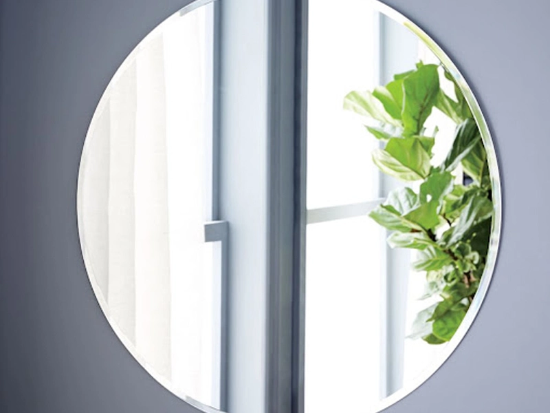 ミラーガラスにおける建筑ガラスの応用