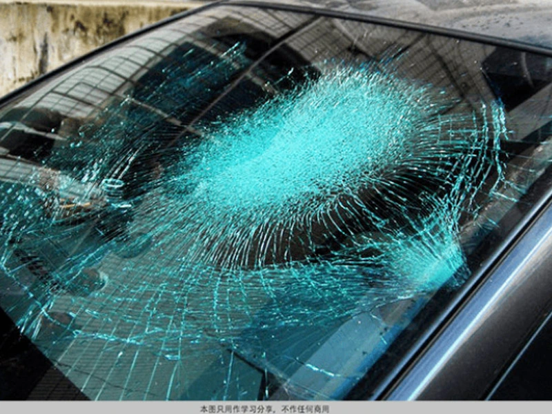 PVBラミネートガラス