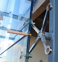 PVB層間ラミネートガラスのブログとダウンロード